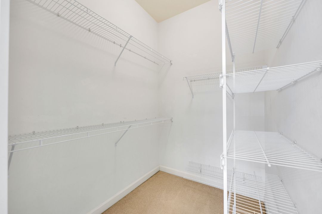 2055 Cascades Dr #6, Naples, FL 34112