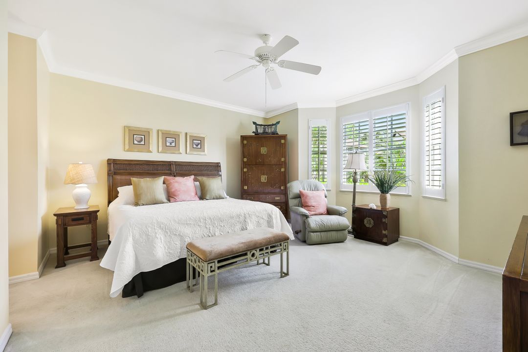 2180 Hawksridge Dr #2002, Naples, FL 34105