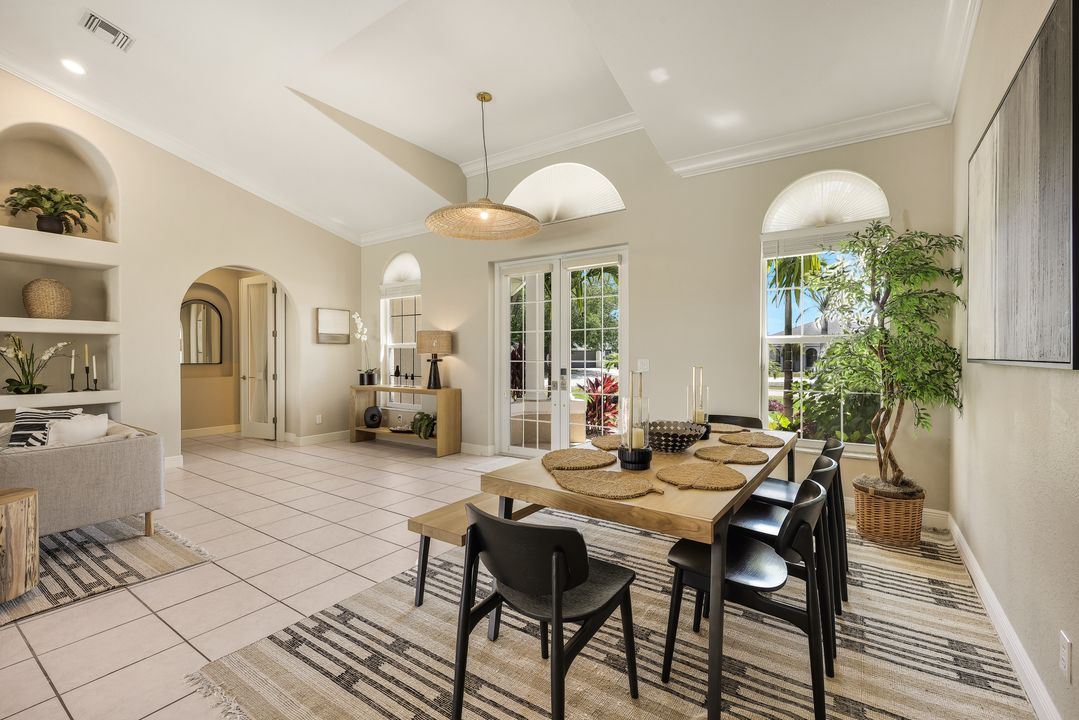 3710 SE 18th Pl, Cape Coral, FL 33904