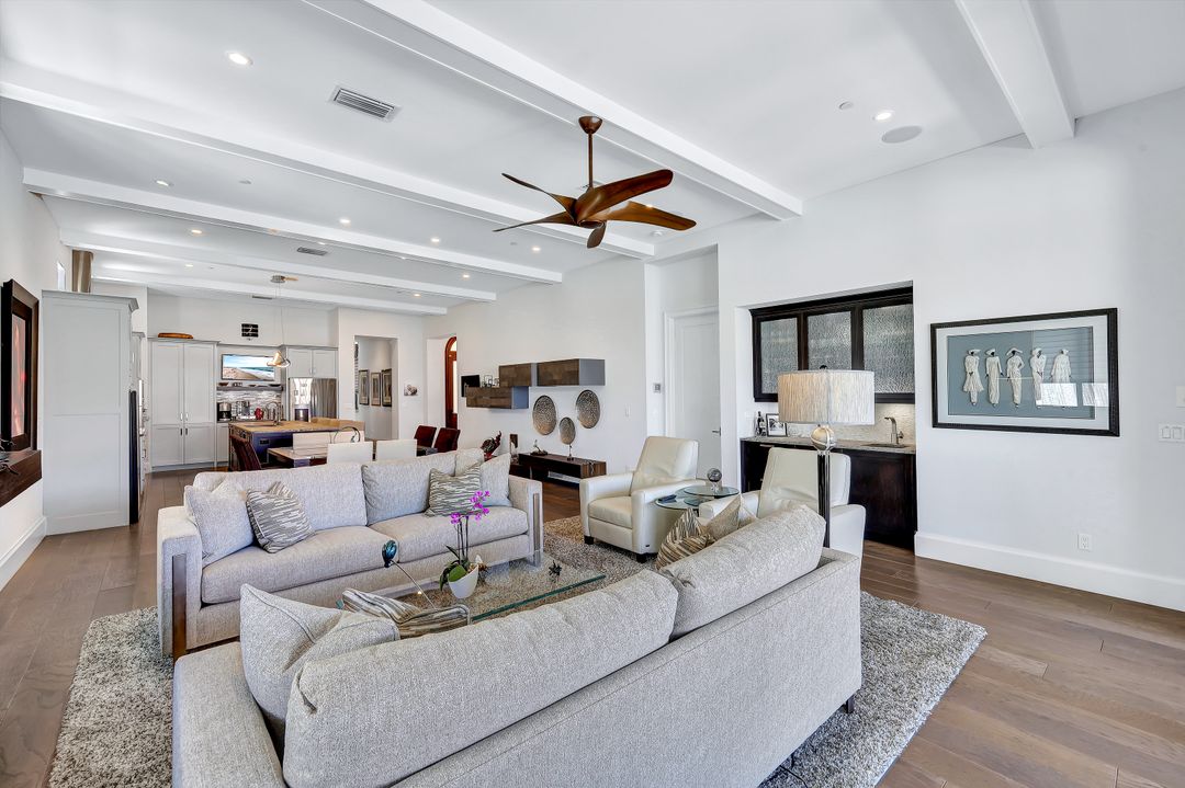 16504 Talis Park Dr, Naples, FL 34110