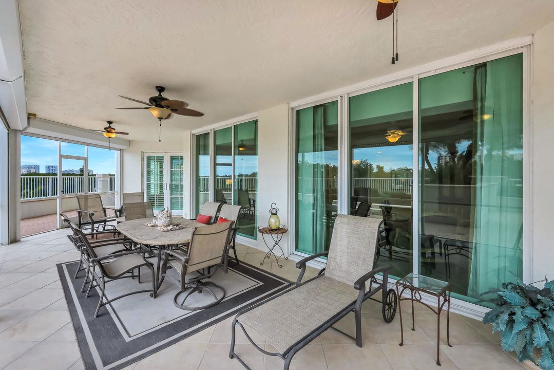 295 Grande Way #T03, Naples, FL 34110