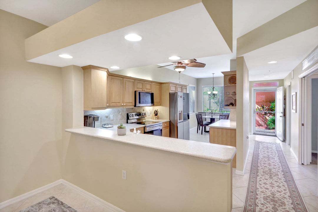 2395 Bayou Ln #01, Naples, FL 34112