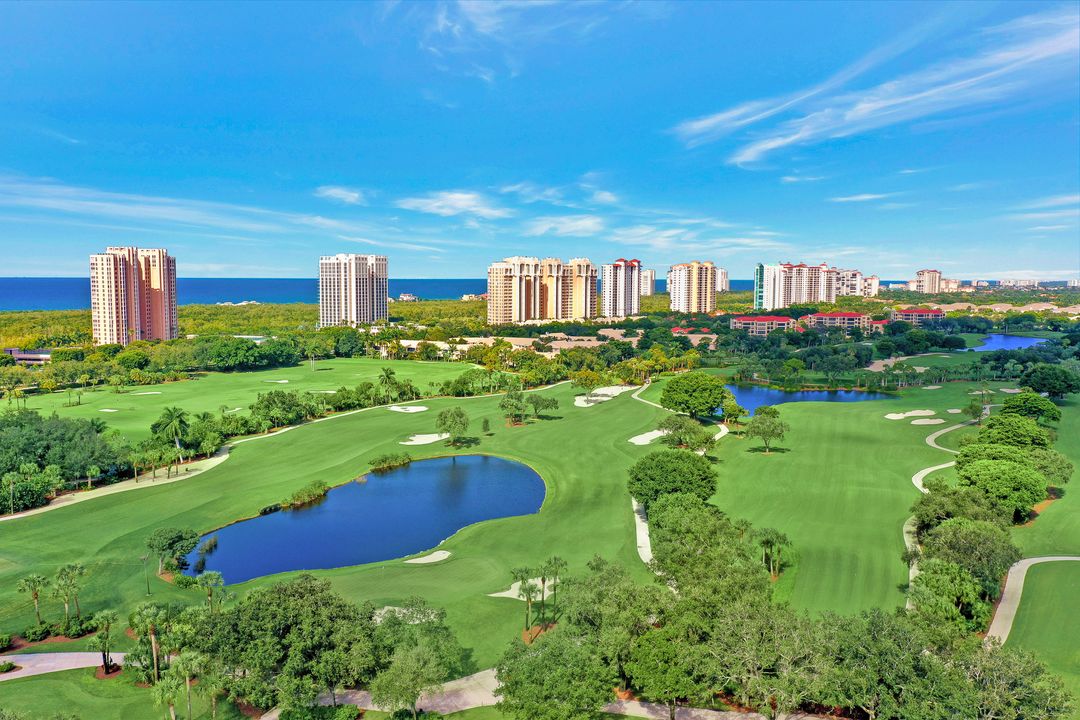 Pelican Bay Blvd, Pelican Bay, FL 34108