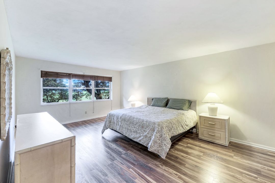 197 Albi Rd #2, Naples, FL 34112