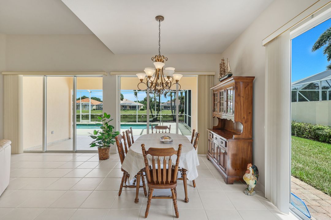 4024 Trinidad Way, Naples, FL 34119