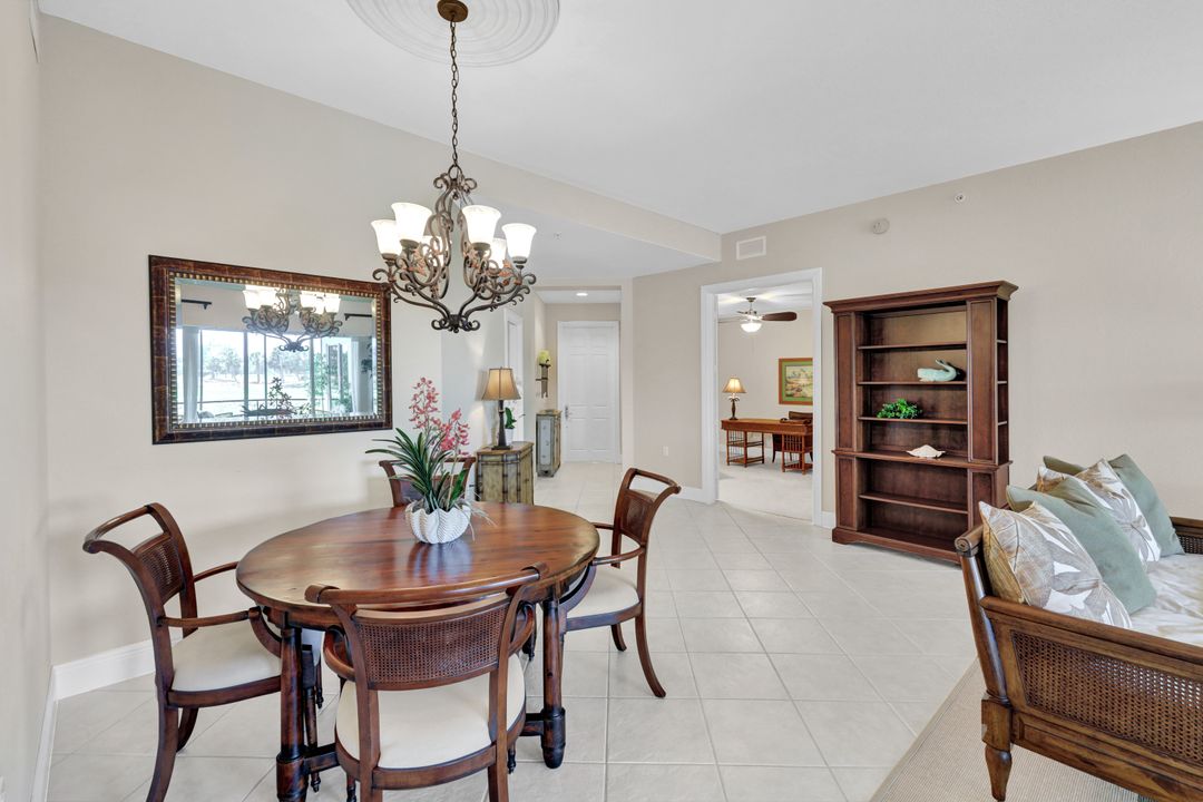 9038 Cascada Way #102, Naples, FL 34114