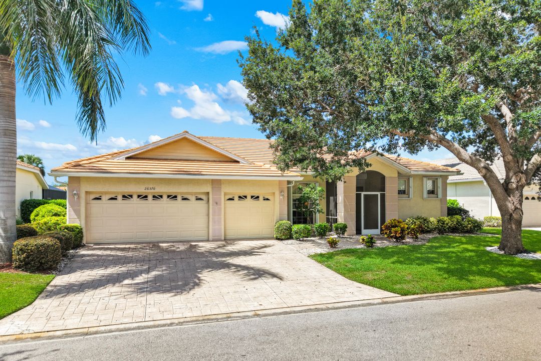 26370 Summer Greens Dr, Bonita Springs, FL 34135