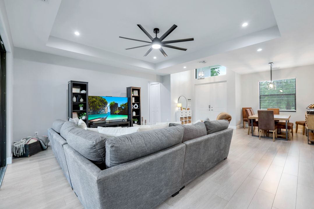 763 35th Ave NW, Naples, FL 34120