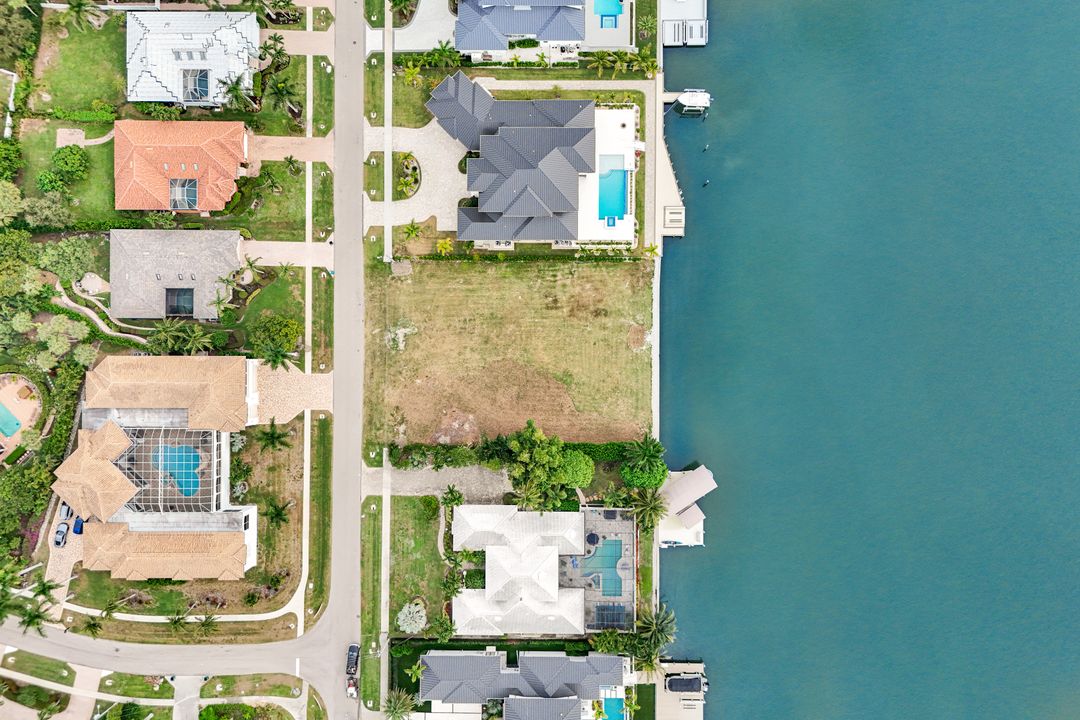 1741 Ludlow Rd, Marco Island, FL 34145