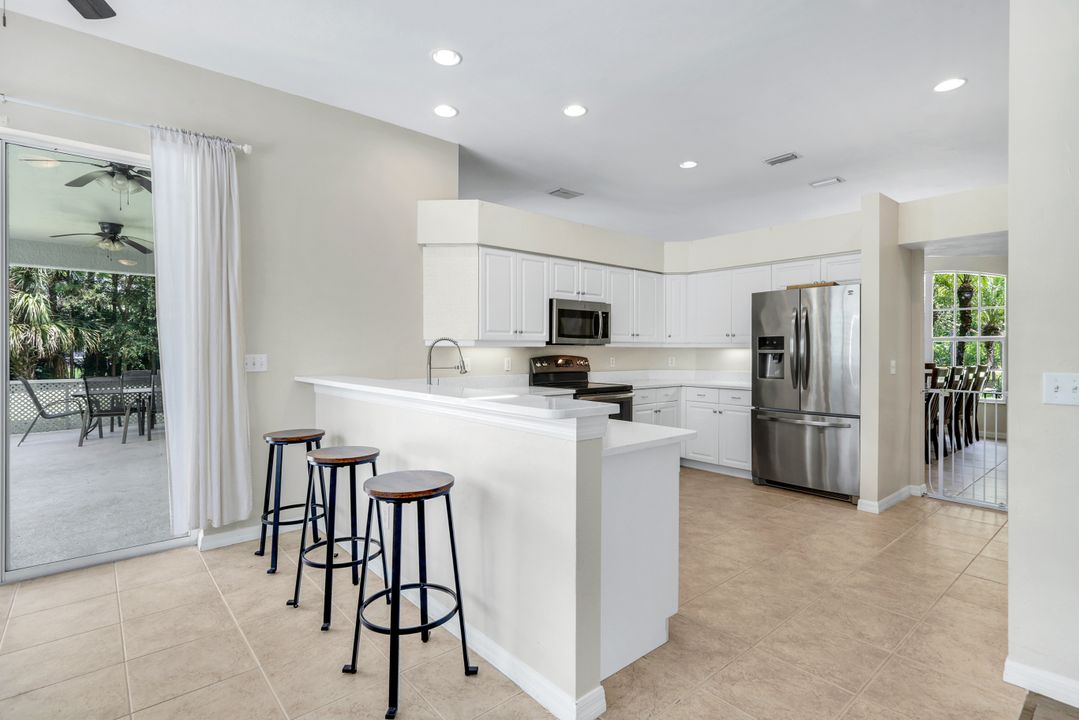 25566 Luci Dr, Bonita Springs, FL 34135