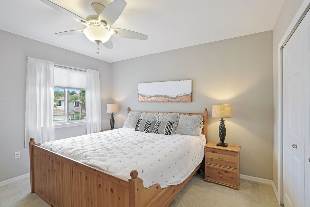 8598 Sumner Ave, Fort Myers, FL 33908