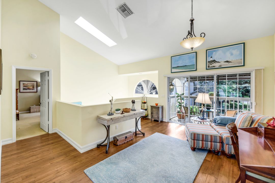 269 Perignon Pl, Naples, FL 34119