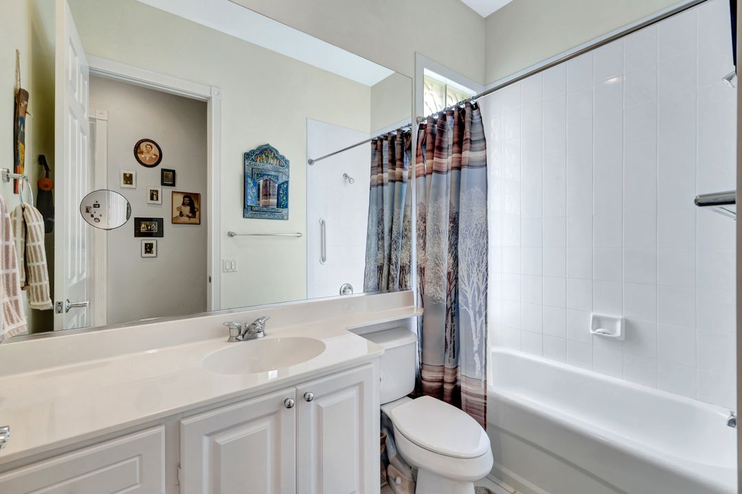 3008 Ellice Way, Naples, FL 34119