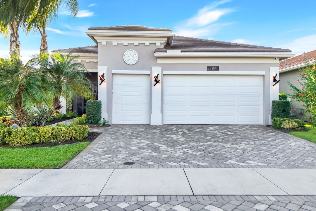 28560 Twain Dr, Bonita Springs, FL 34135
