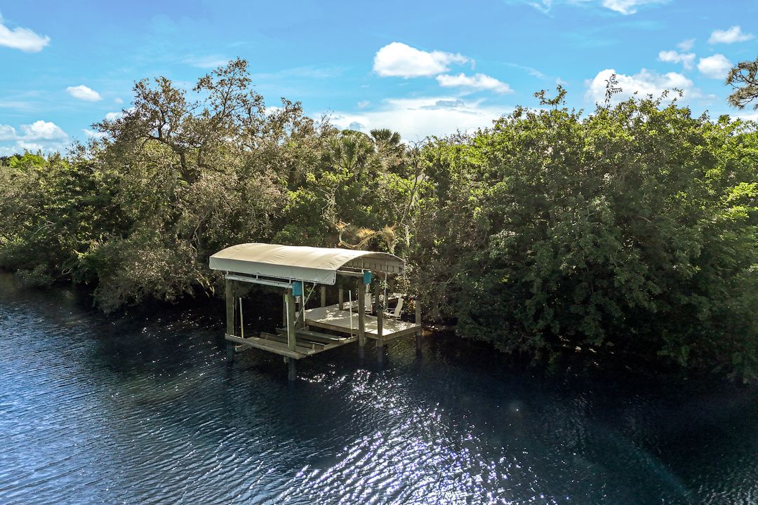 9976 Puopolo Ln, Bonita Springs, FL 34135