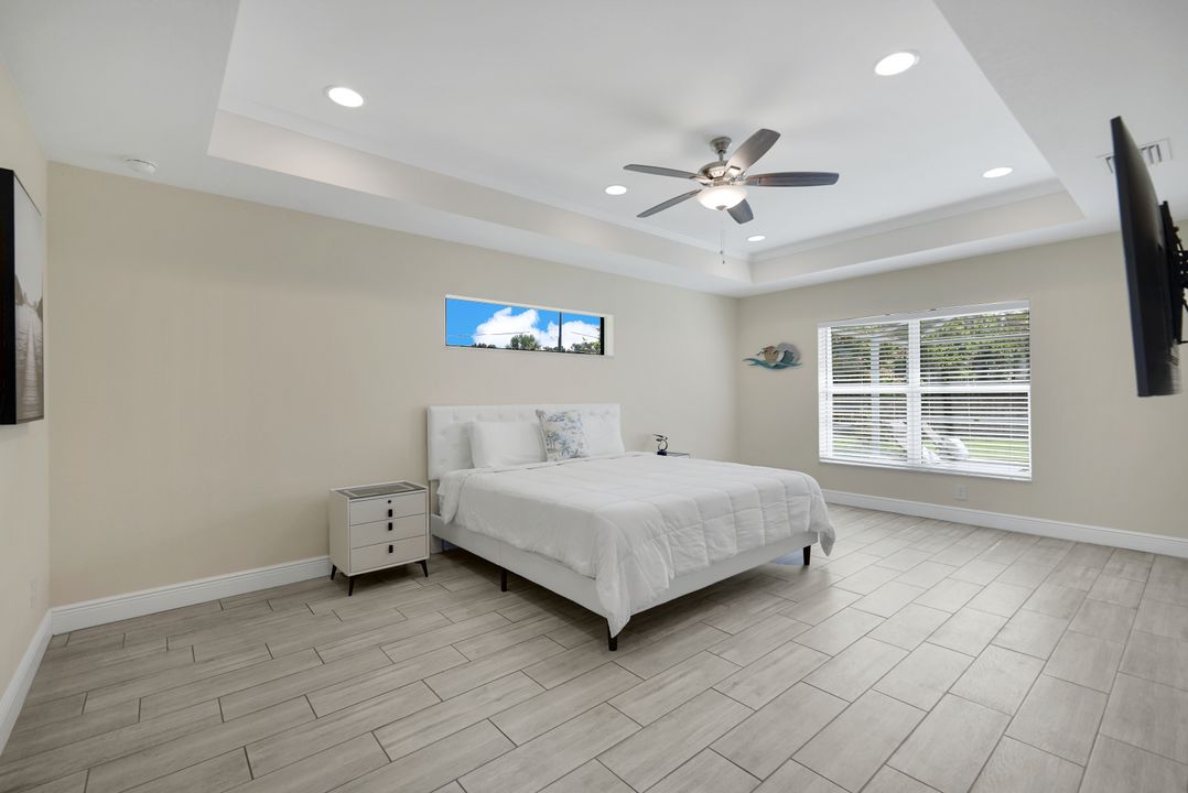 27741 Roslin Dr, Bonita Springs, FL 34135