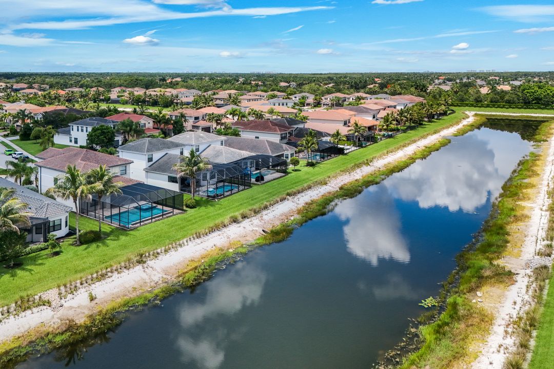 4500 Aurora St, Naples, FL 34119