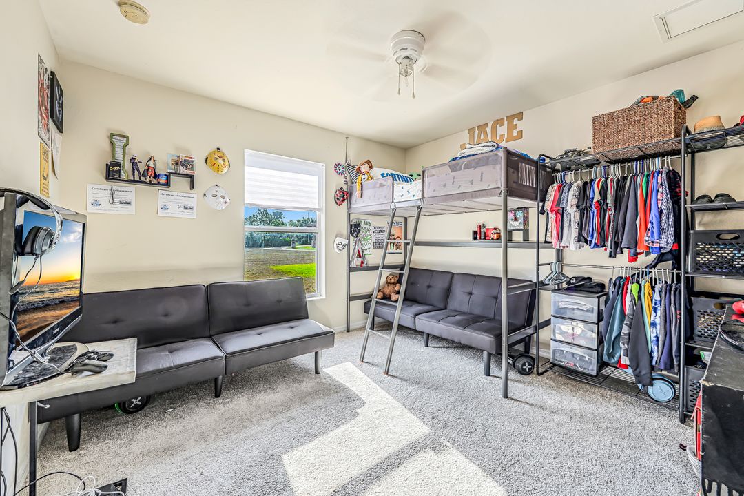 242 North Ave, Lehigh Acres, FL 33936