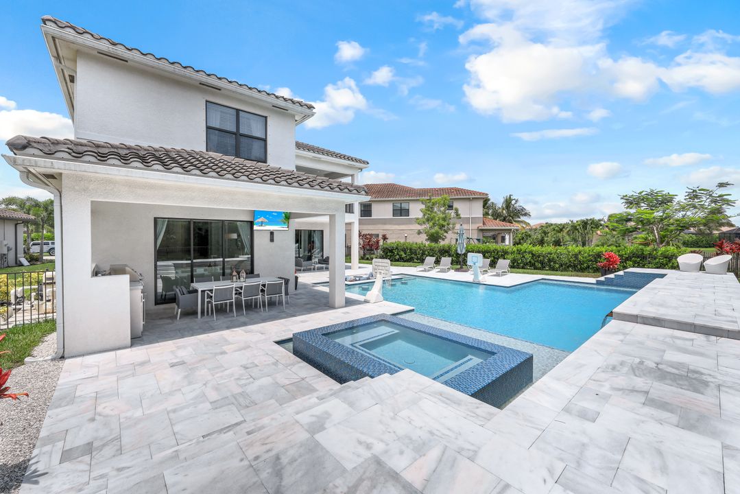 4138 Aspen Chase Dr, Naples, FL 34119