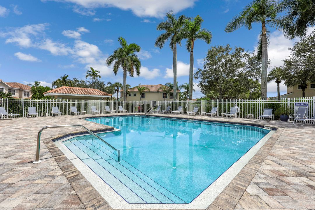 1345 Henley St #706, Naples, FL 34105