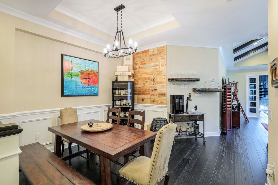 6577 Dominica Dr, Naples, FL 34113