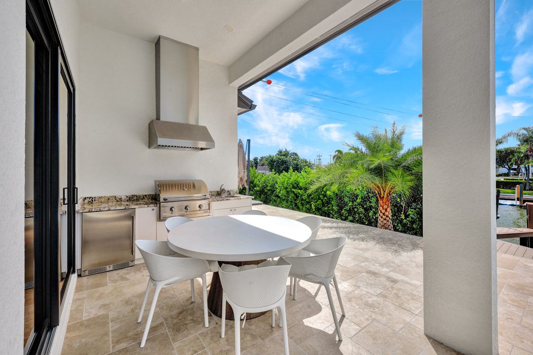 1200 Redwood Ct, Marco Island, FL 34145