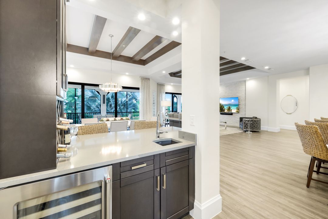 16358 Corsica Way #201, Naples, FL 34110