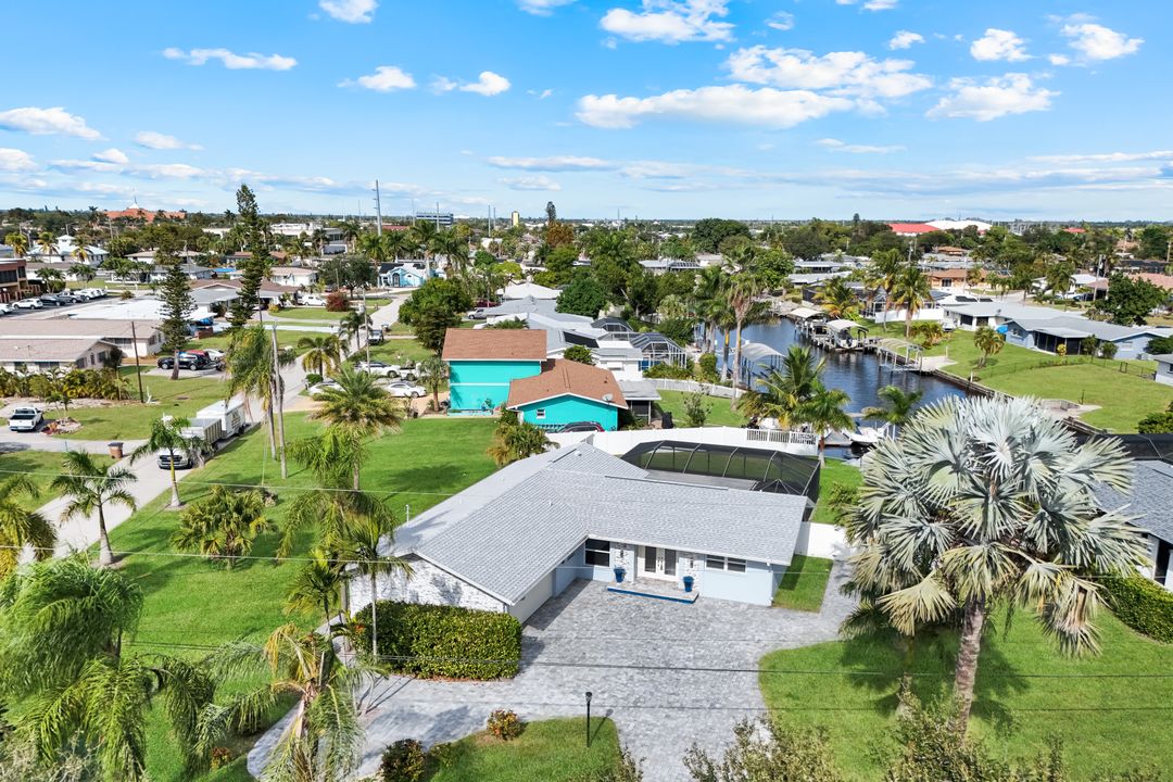 1621 SE 29th Terrace, Cape Coral, FL 33904