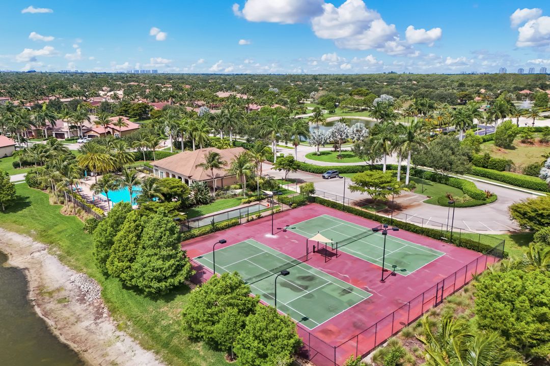 26193 Palace Ln #101, Bonita Springs, FL 34135