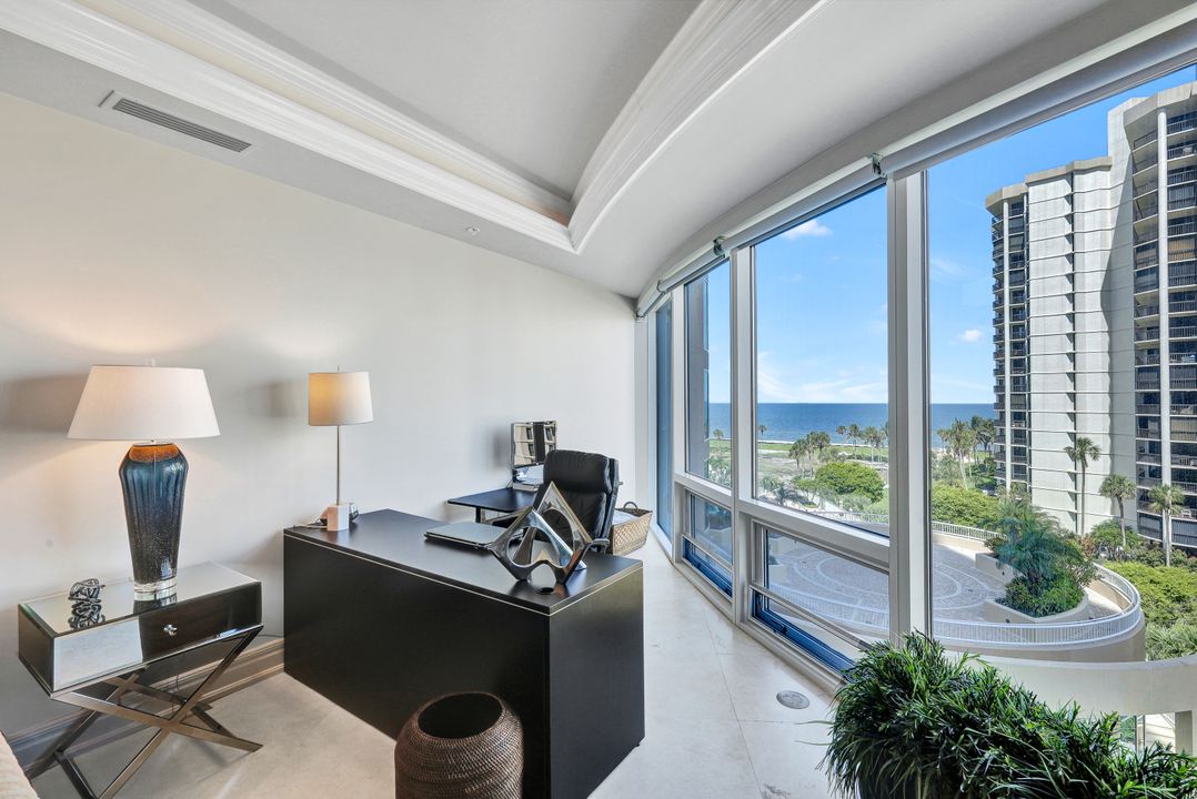 4501 Gulf Shore Blvd N #603, Naples, FL 34103