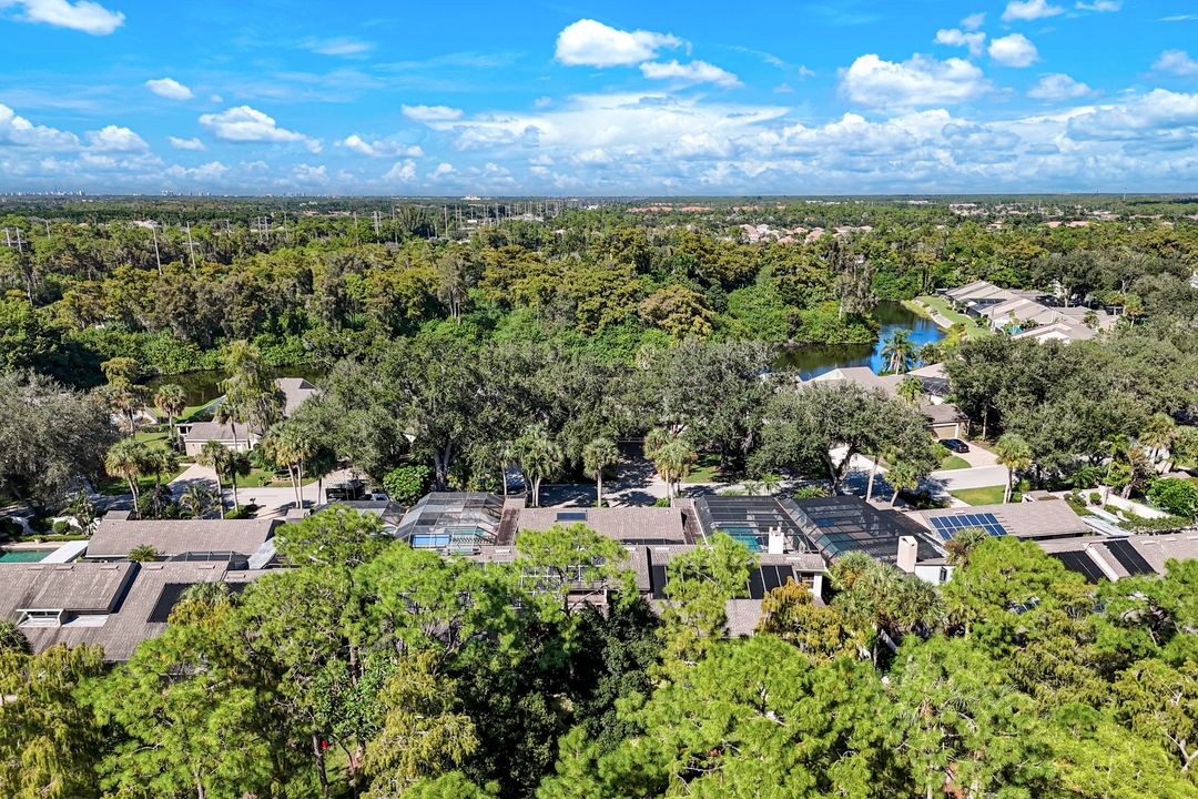 370 Edgemere Way N, Naples, FL 34105