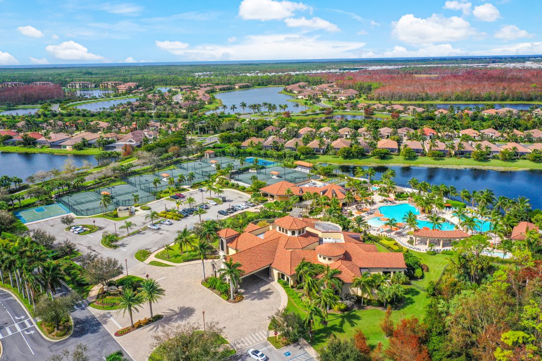 9735 Acqua Ct #625, Naples, FL 34113