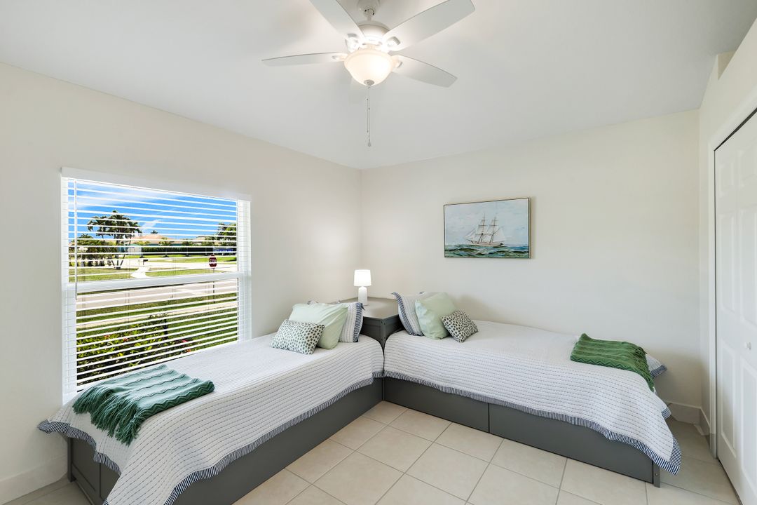 1390 Wayne Ave, Marco Island, FL 34145