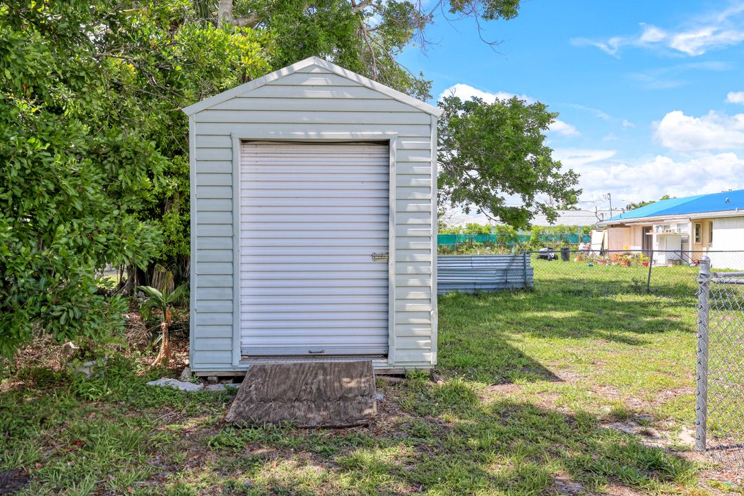 4530 Vincennes Blvd, Cape Coral, FL 33904