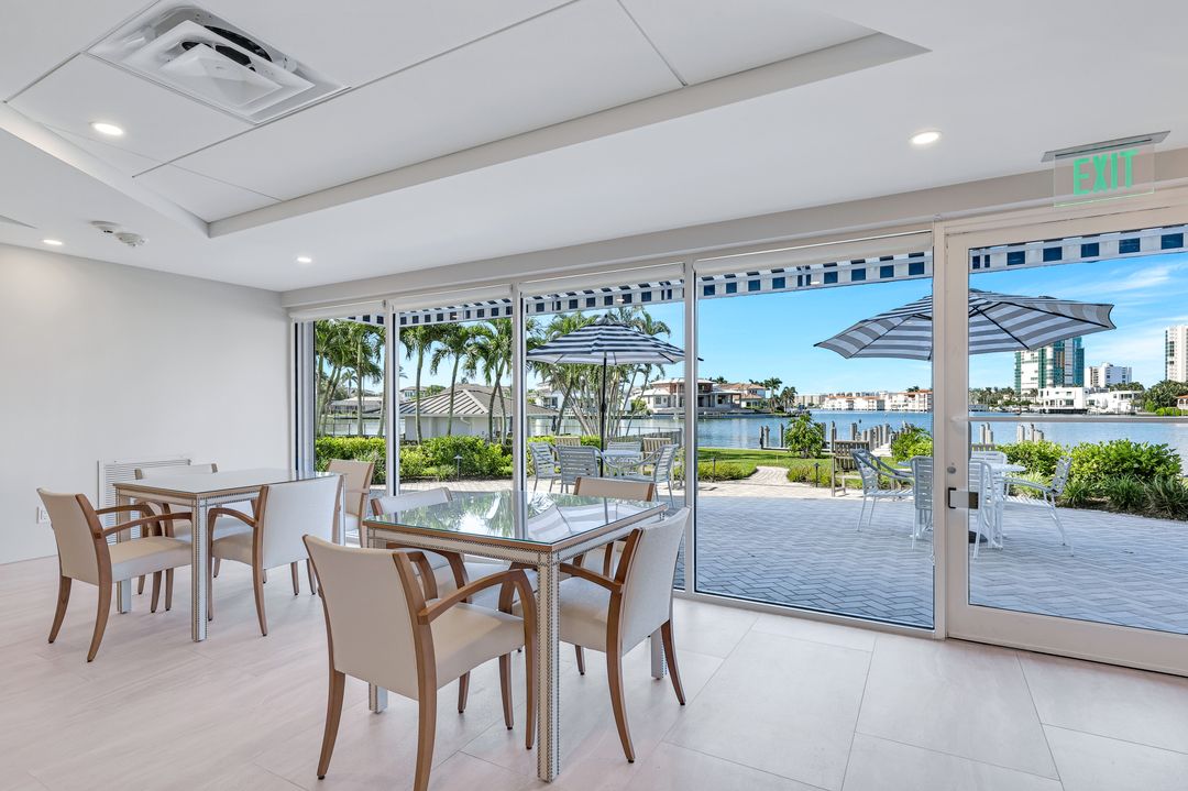 250 Park Shore Dr #601, Naples, FL 34103