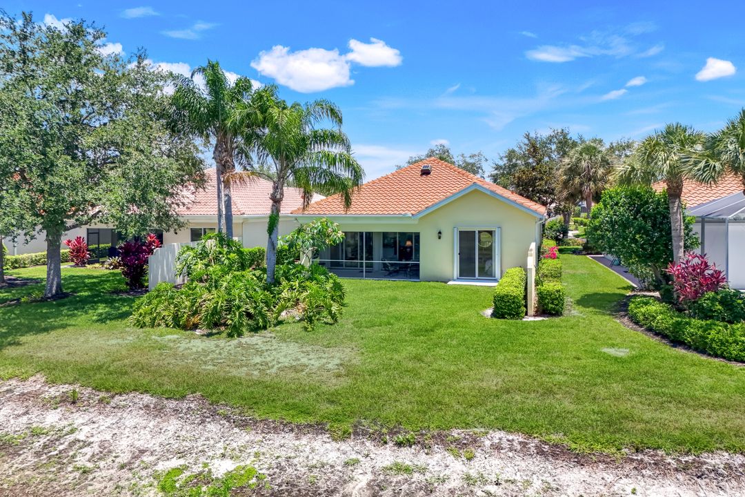 4479 Prescott Ln, Naples, FL 34119