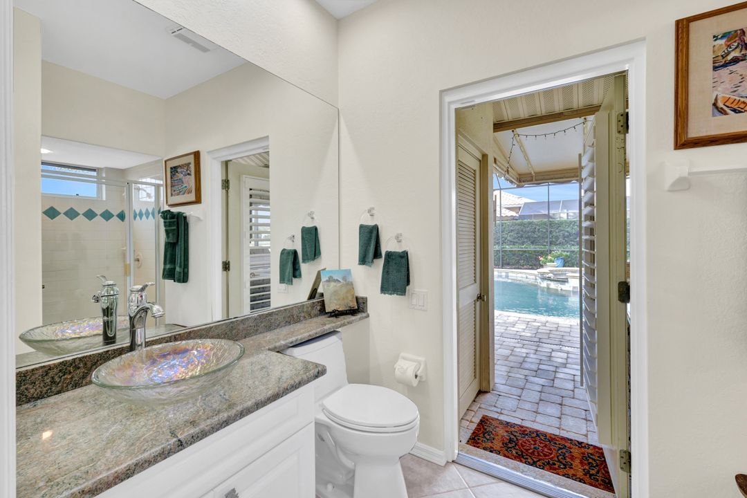 3750 Lakemont Dr, Bonita Springs, FL 34134