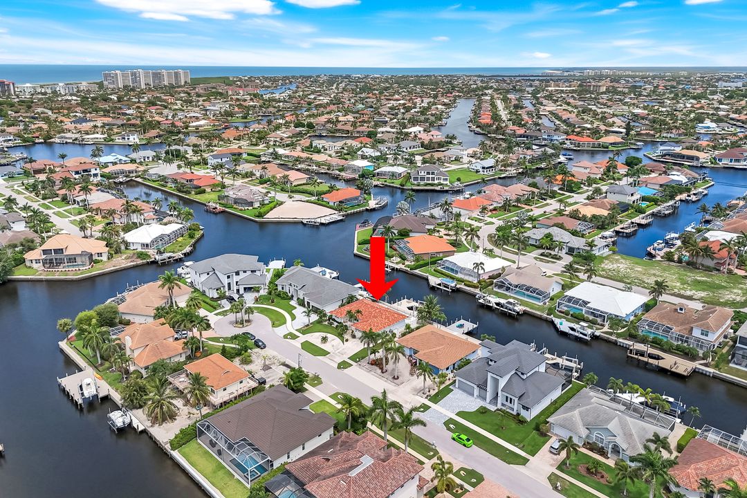 1048 Cottonwood Ct, Marco Island, FL 34145