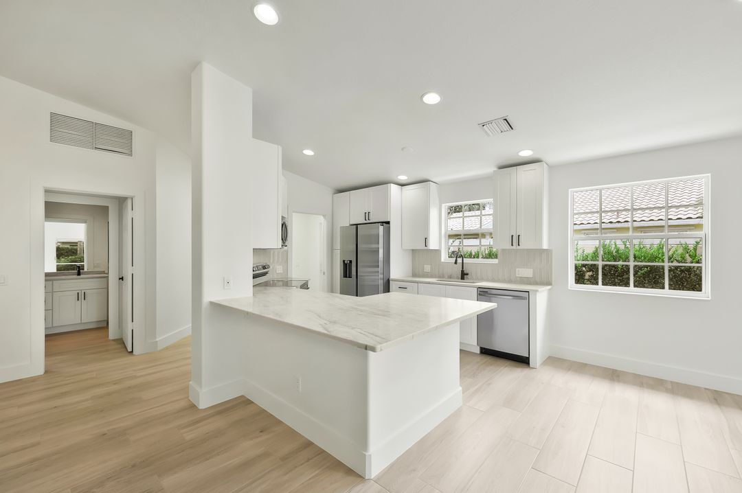 28050 Boccaccio Way, Bonita Springs, FL 34135