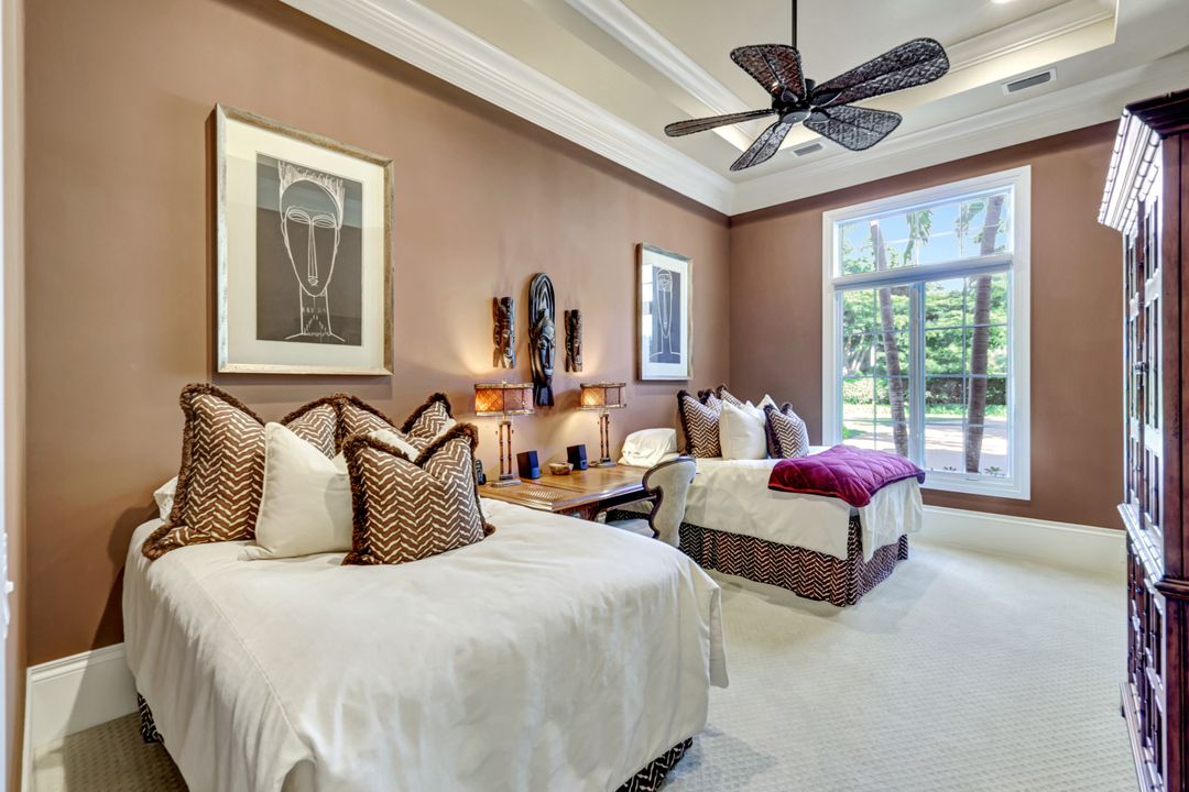 2249 Miramonte Ct, Naples, FL 34105