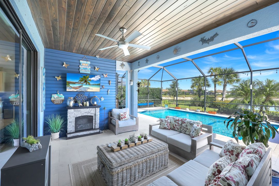 17476 Ashcomb Wy, Estero, FL 33928