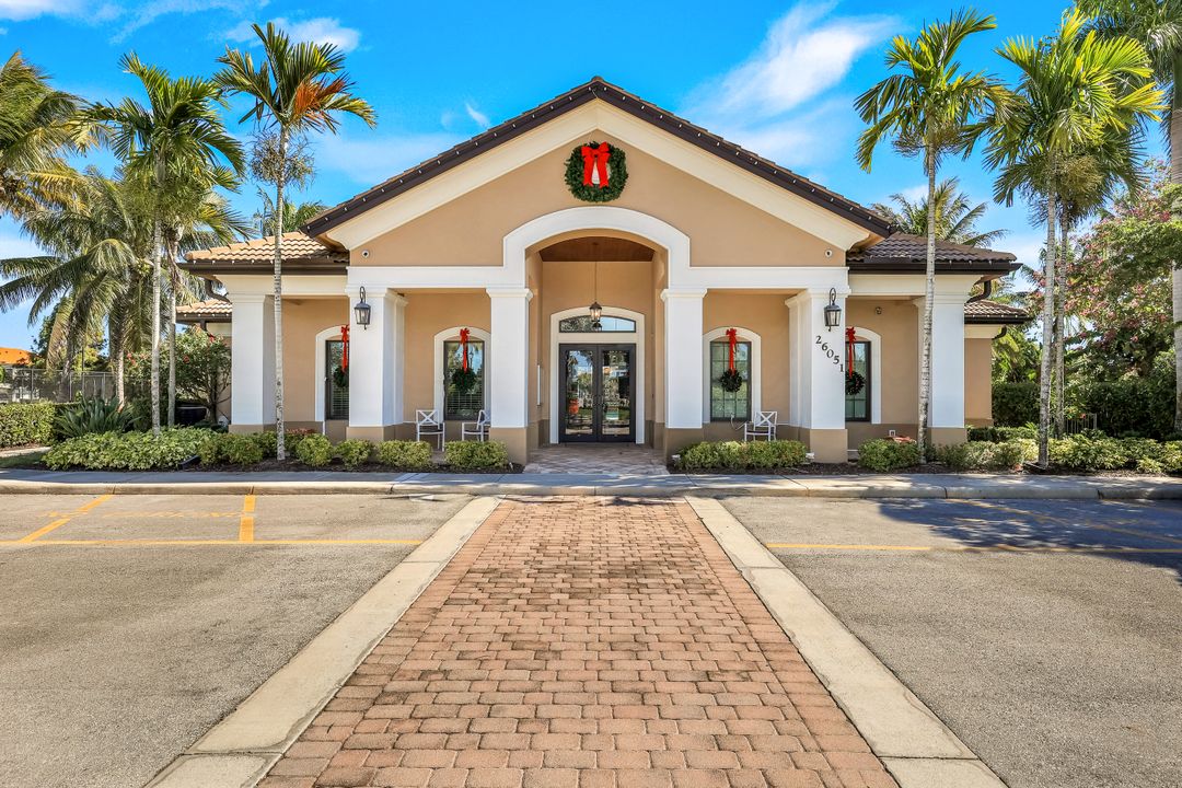 11087 St. Roman Way, Bonita Springs, FL 34135