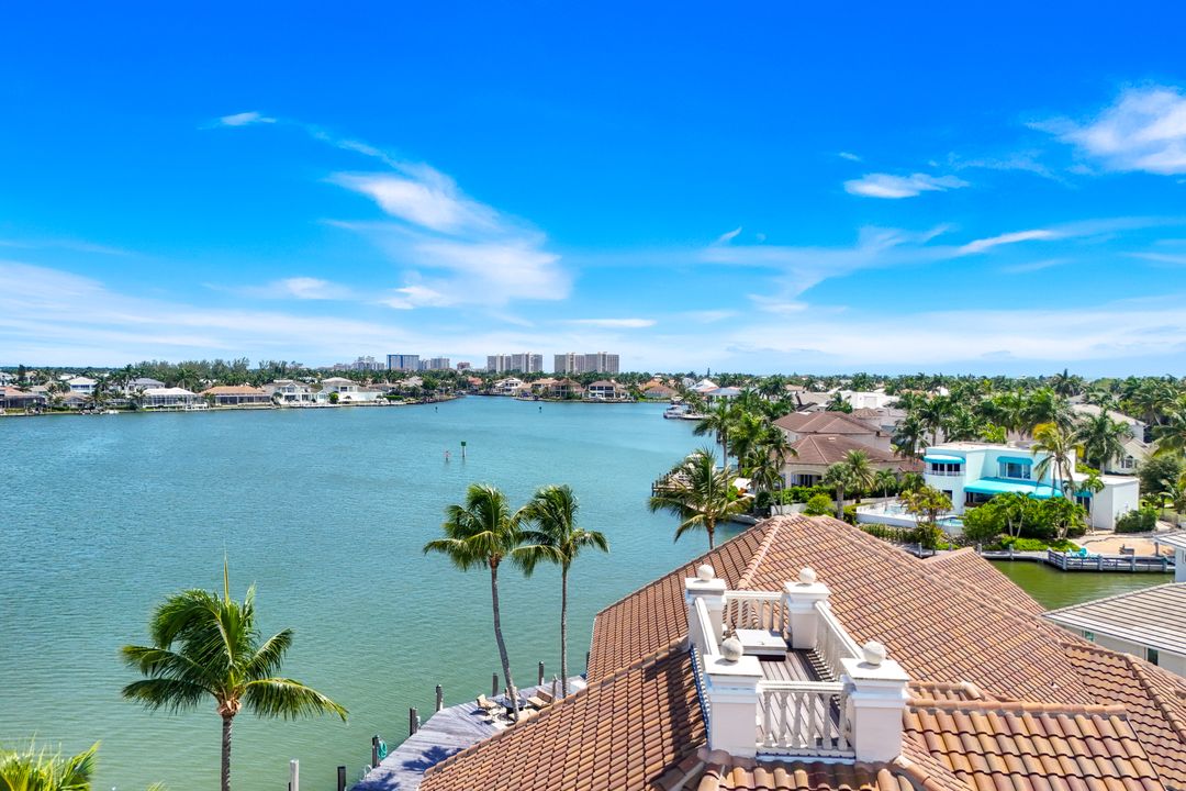 490 Renard Ct, Marco Island, FL 34145