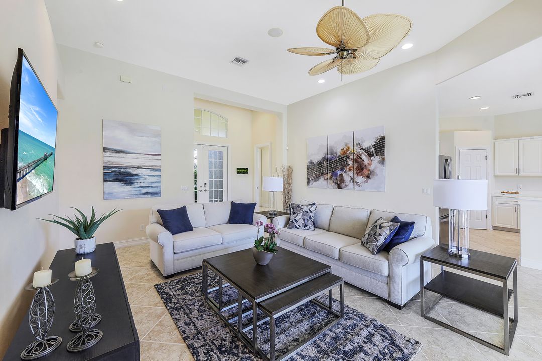 6948 Amen Corner Ct, Naples, FL 34113