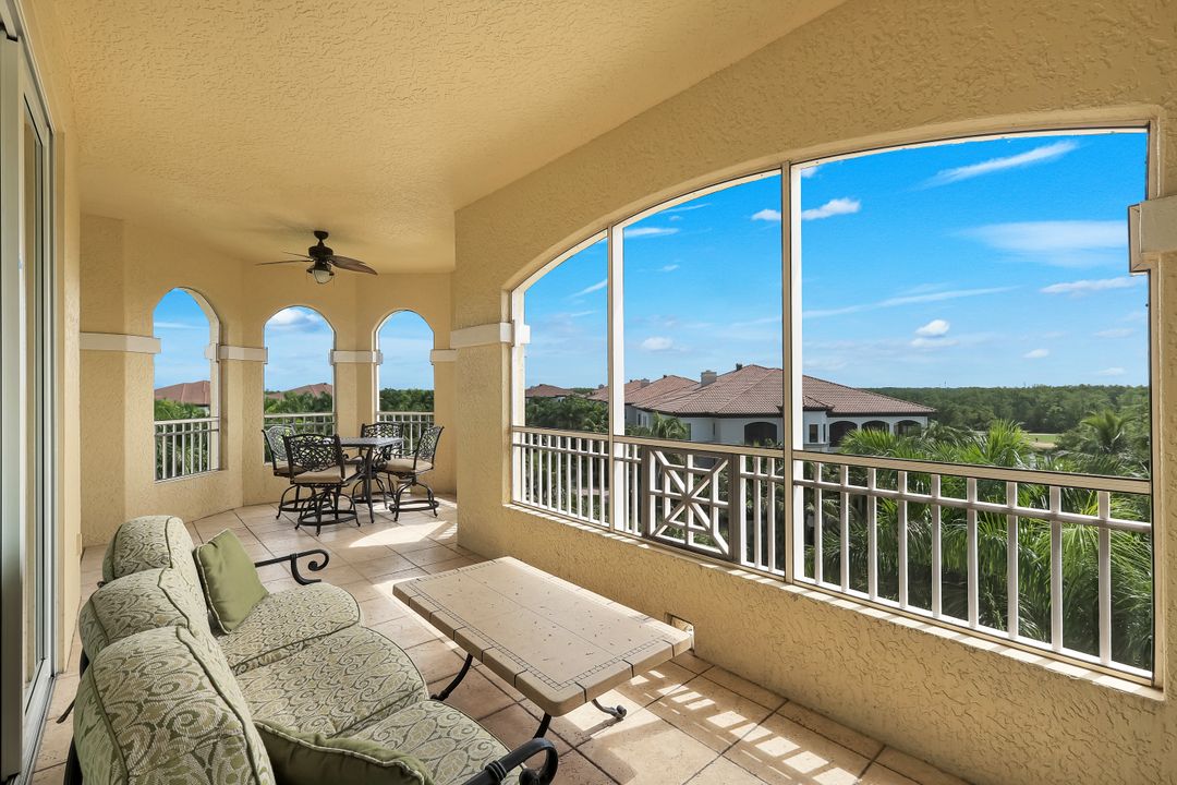 2748 Tiburon Blvd E #C502, Naples, FL 34109