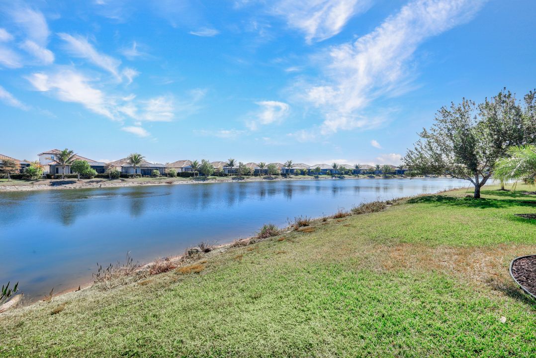 28007 Kerry Ct, Bonita Springs, FL 34135