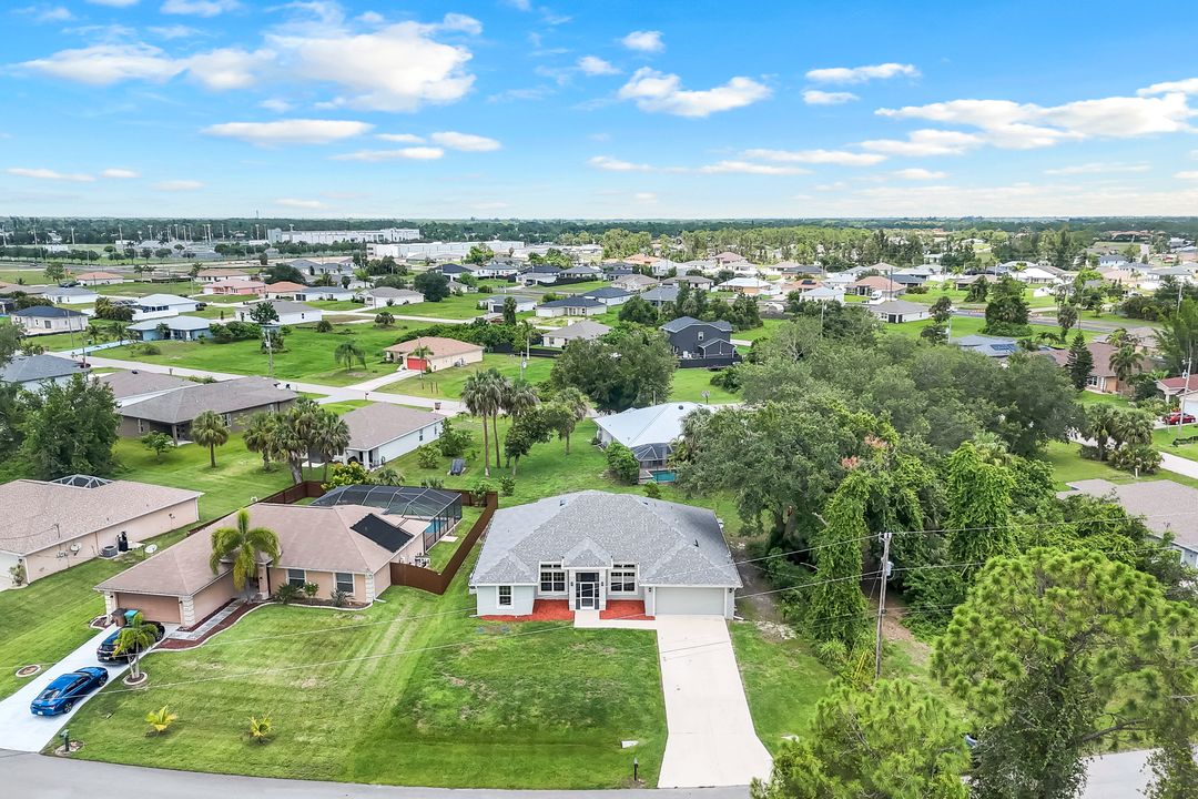 3457 NE 18th Pl, Cape Coral, FL 33909