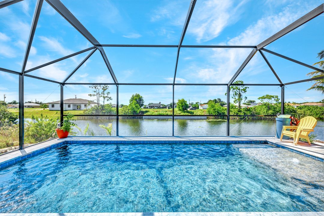 2906 NE 6th Ave, Cape Coral, FL 33909