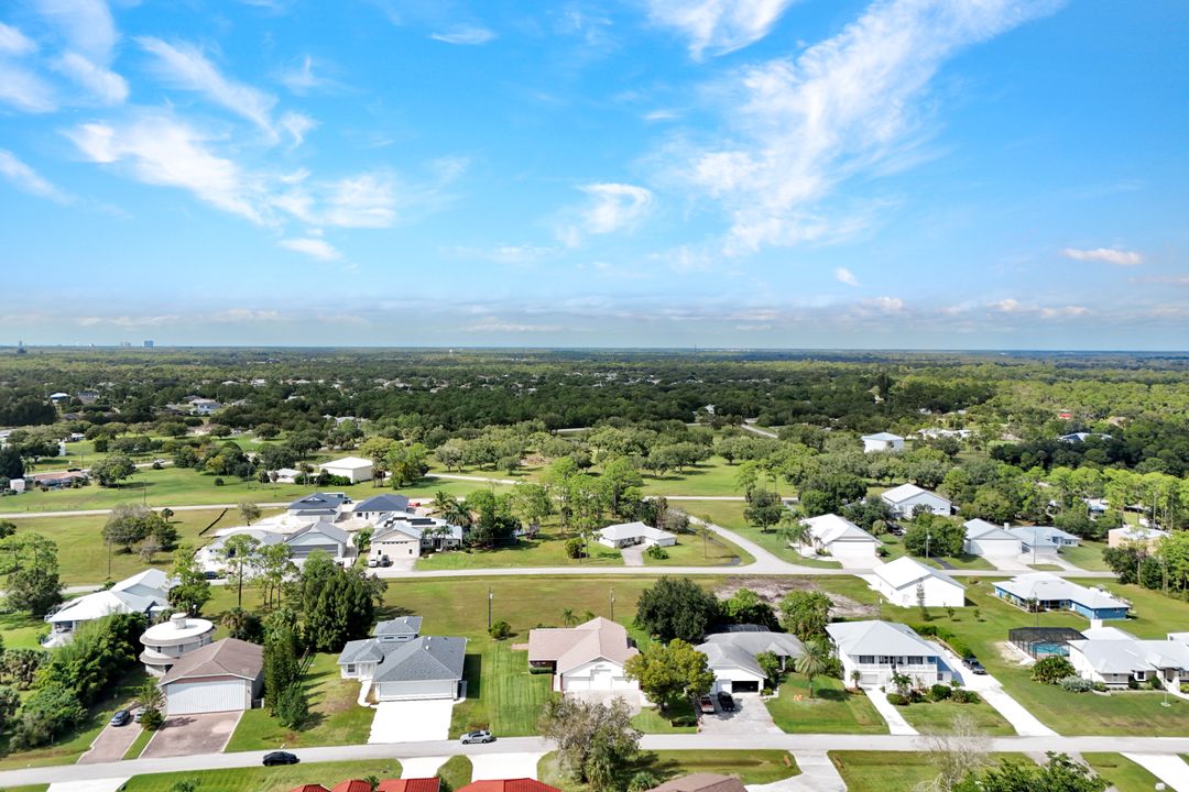 6910 Circle Dr, Fort Myers, FL 33905