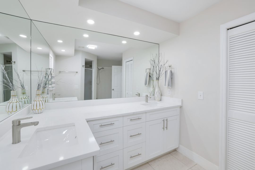 2855 66th St SW, Naples, FL 34105